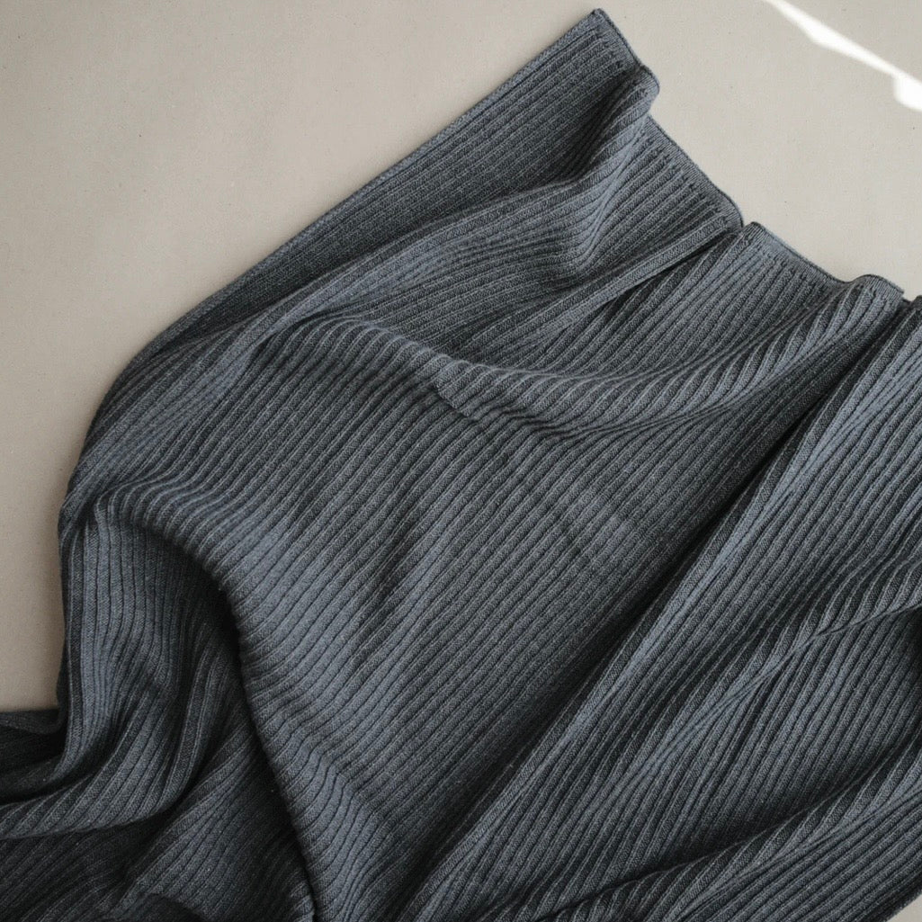 Knitted Ribbed Baby Blanket (Dark Gray Melange)